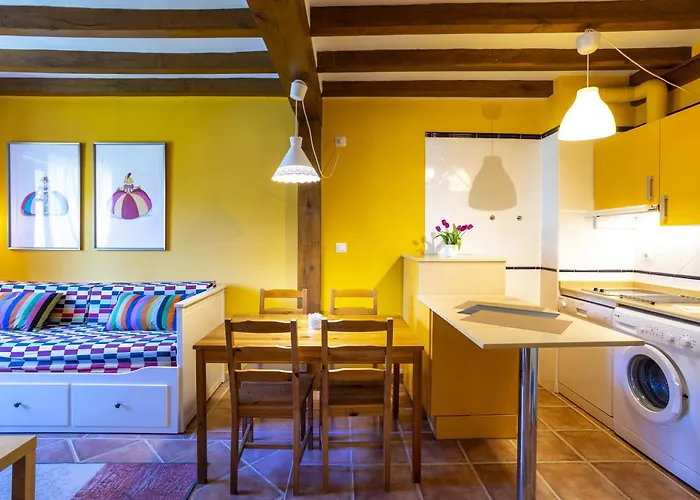 Apartment La Casona De Meninas